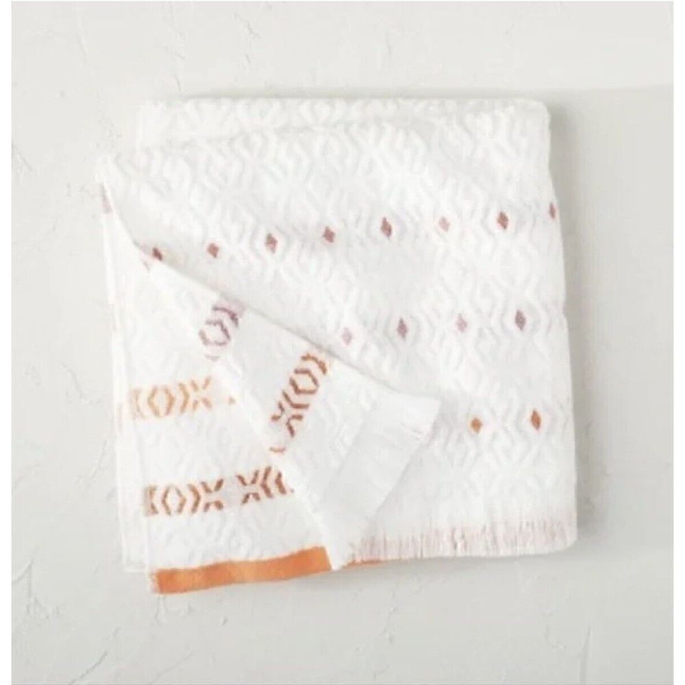Opalhouse designed with Jungalow 100% Cotton Geo Fringe Striped Bath Towel. NWT.